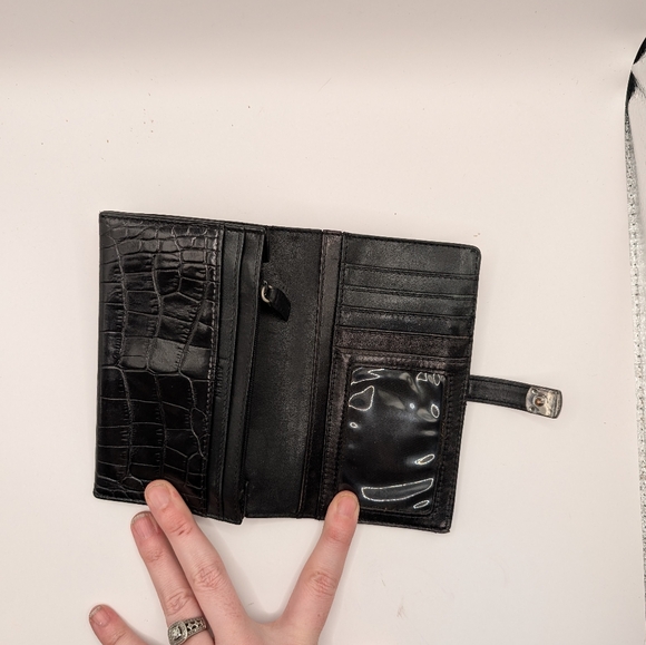 💚CLEARANCE💚 Lauren Ralph Lauren Black Wallet - Picture 2 of 4